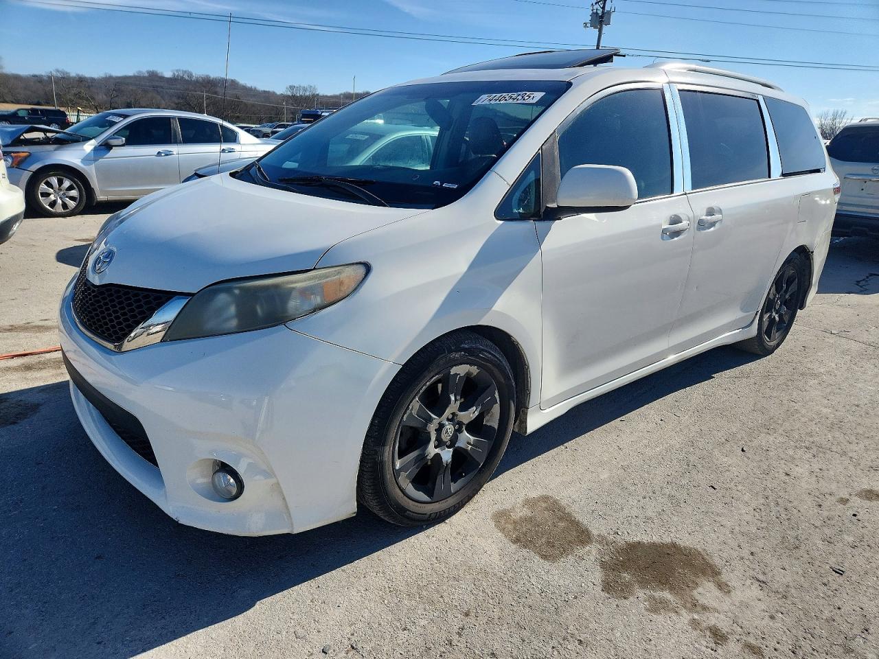 TOYOTA SIENNA SPO 2012