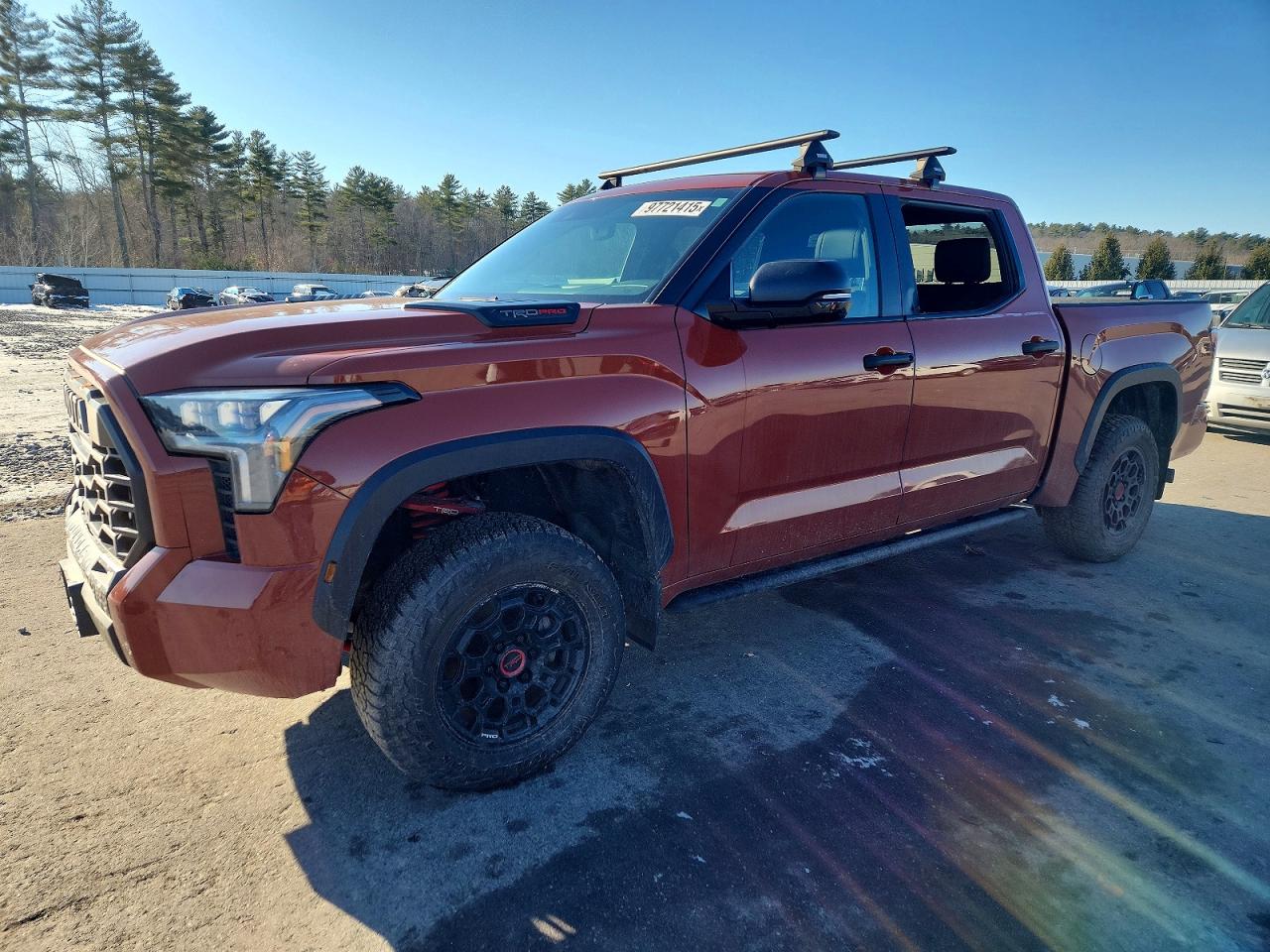 TOYOTA TUNDRA CRE 2024