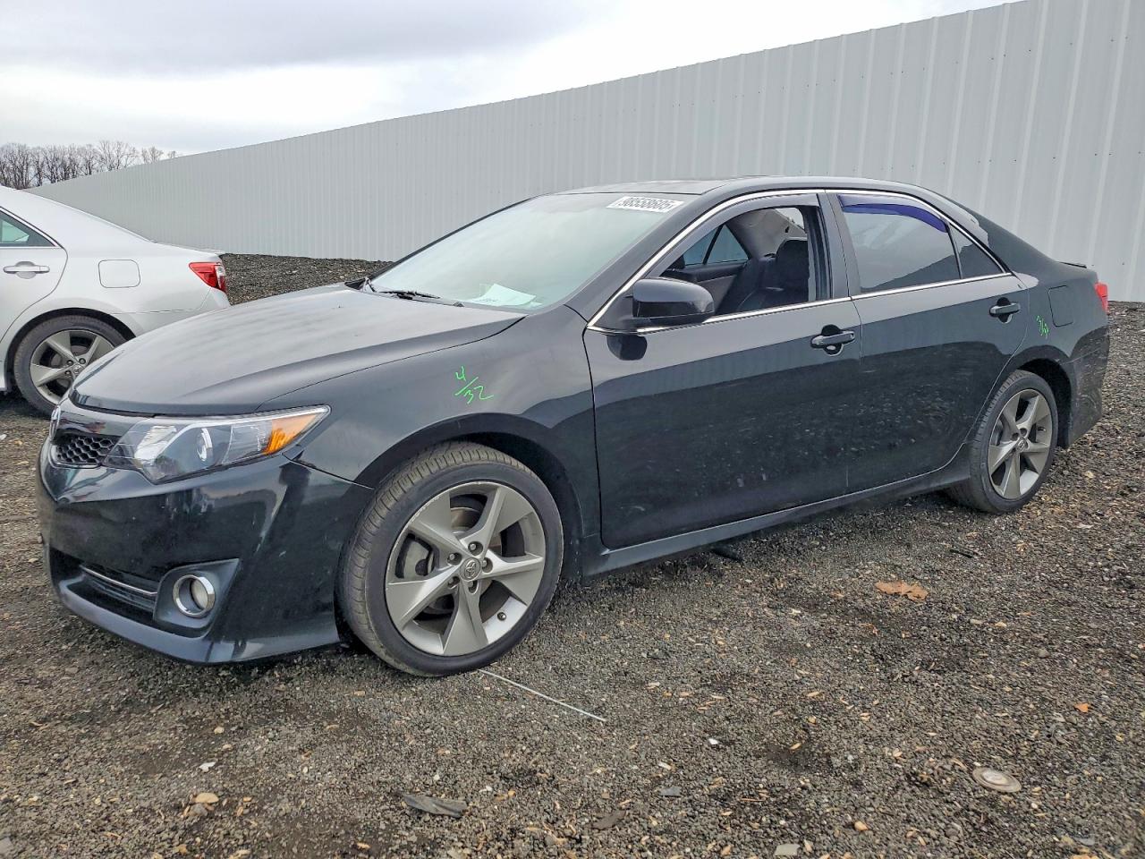 TOYOTA CAMRY 2012