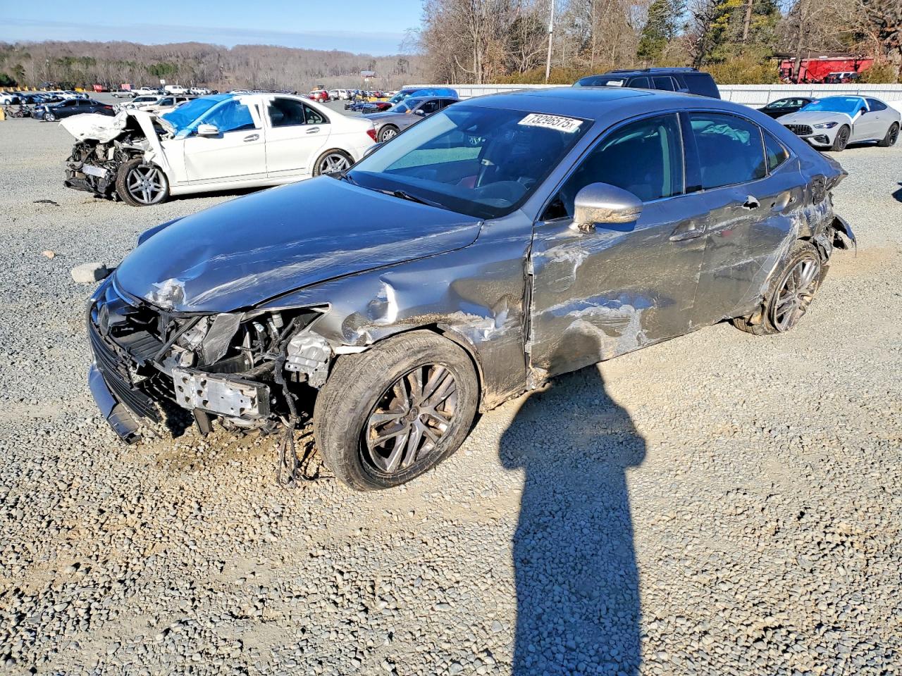 LEXUS IS 2018