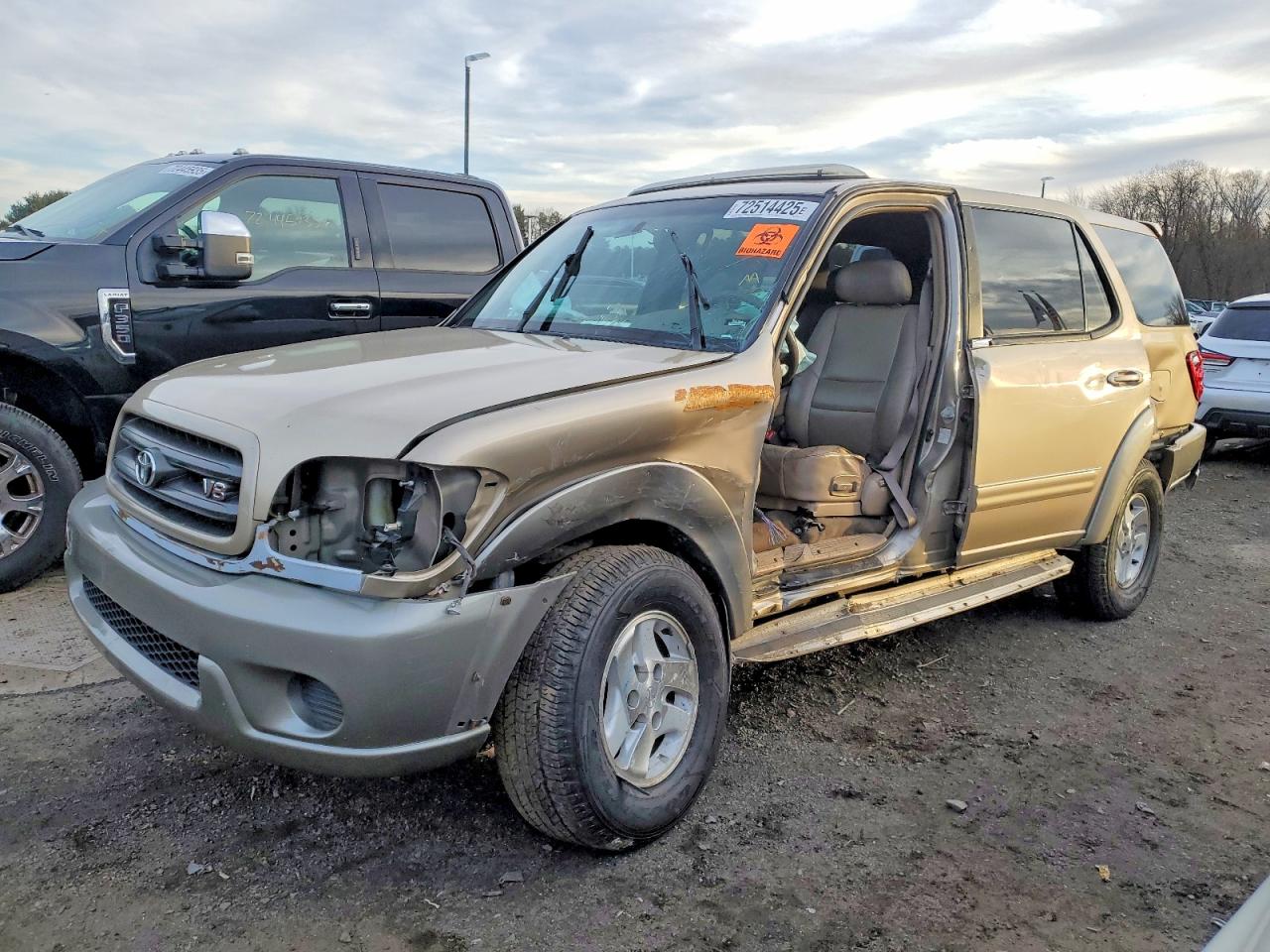 TOYOTA SEQUOIA SR 2004