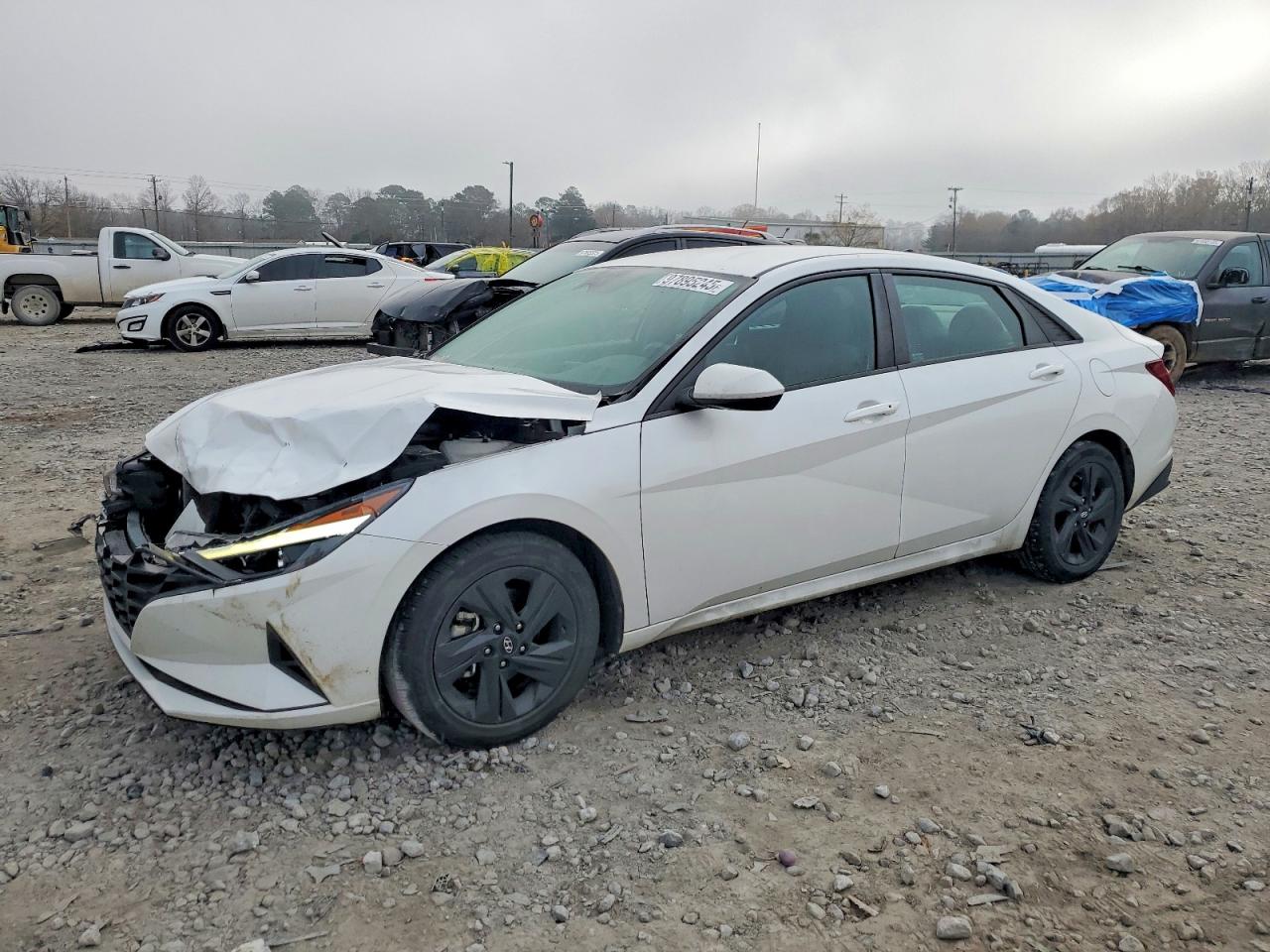 HYUNDAI ELANTRA 2022