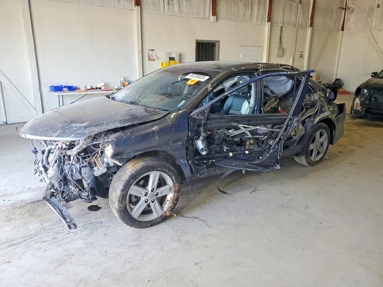 TOYOTA CAMRY L 2014
