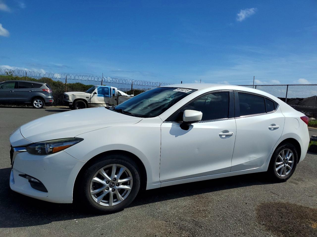 MAZDA 3 2018