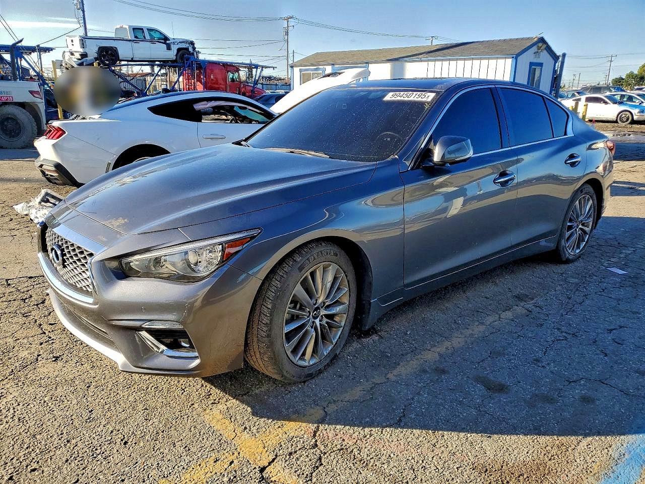 INFINITI Q50 2023