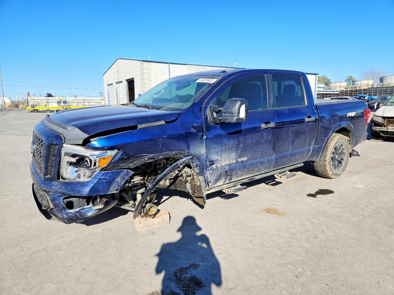 NISSAN TITAN 2018