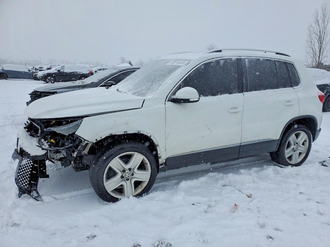 VOLKSWAGEN TIGUAN 2016