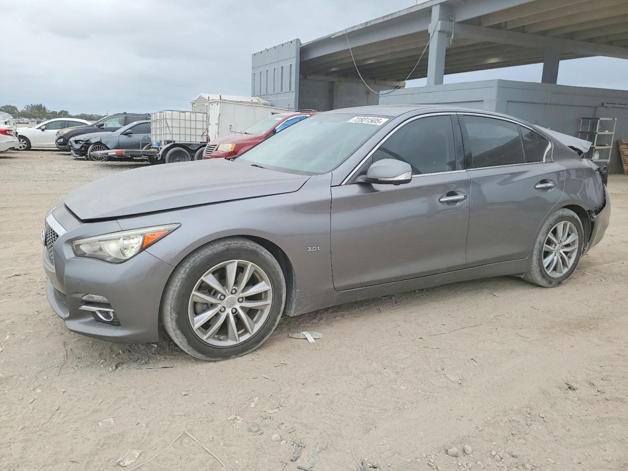 INFINITI Q50 PREMIU 2016