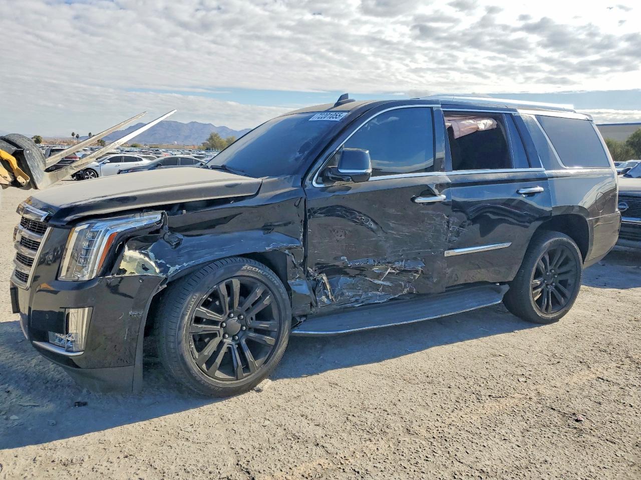 CADILLAC ESCALADE L 2016