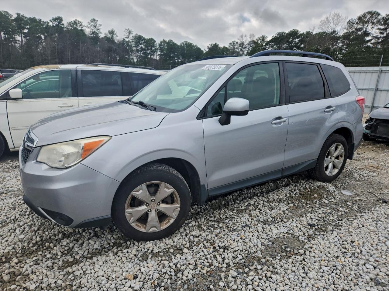 SUBARU FORESTER 2 2015