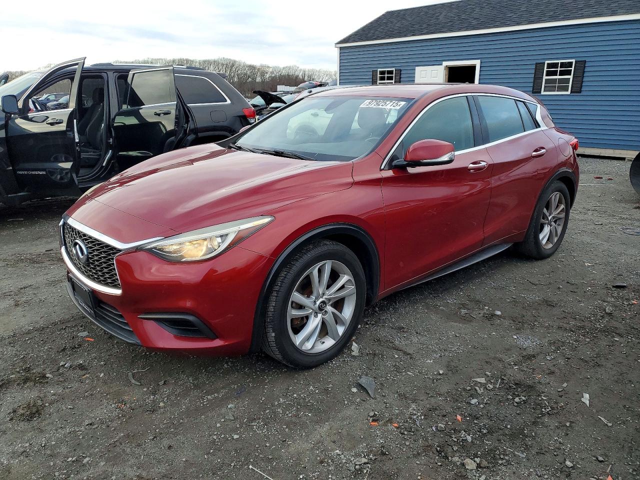 INFINITI QX30 2017