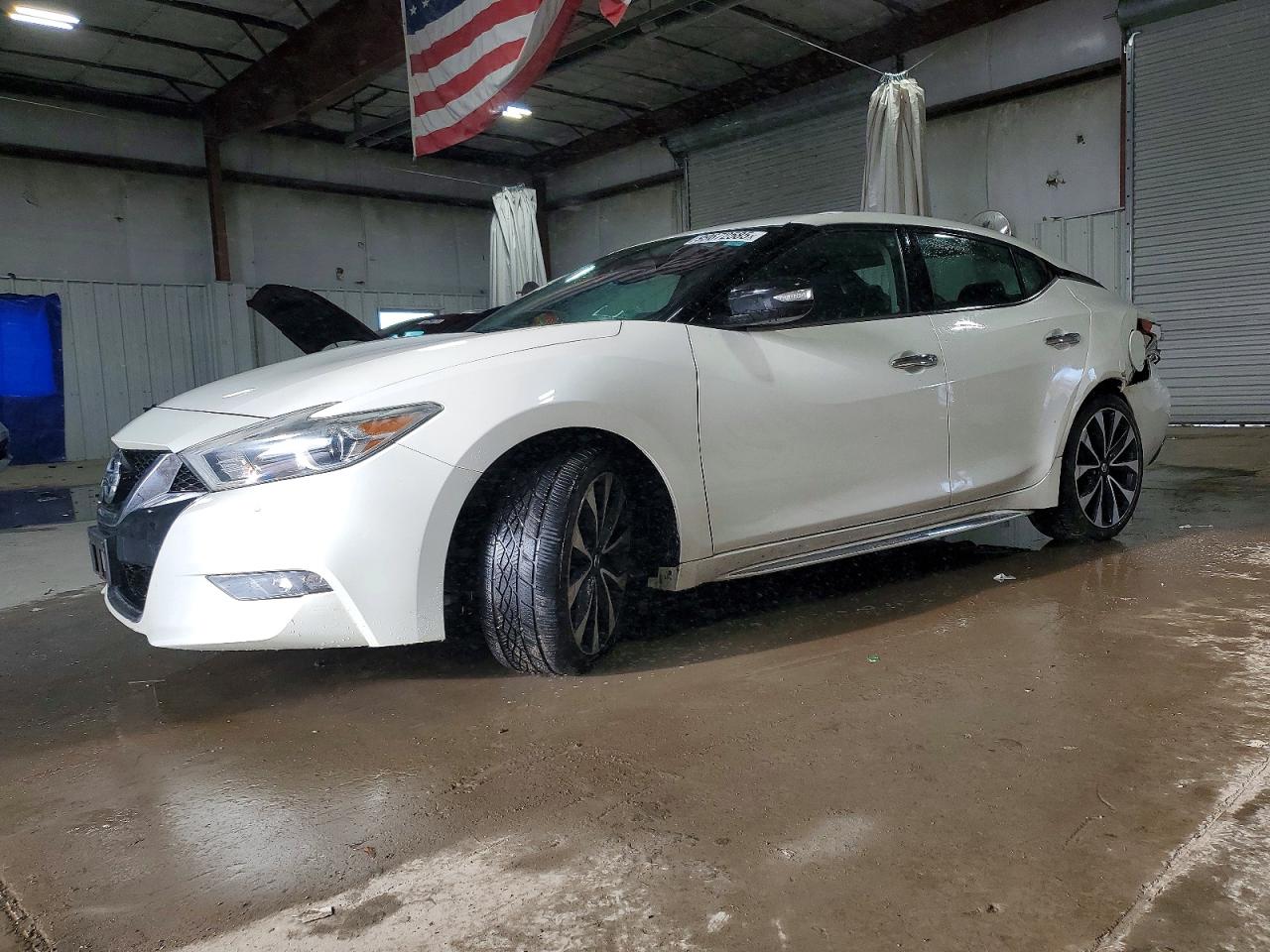 NISSAN MAXIMA 2018