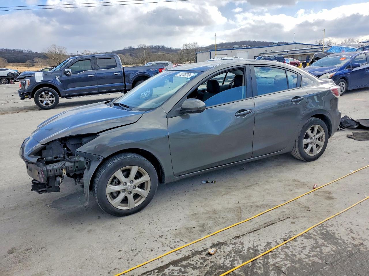 MAZDA 3 2011