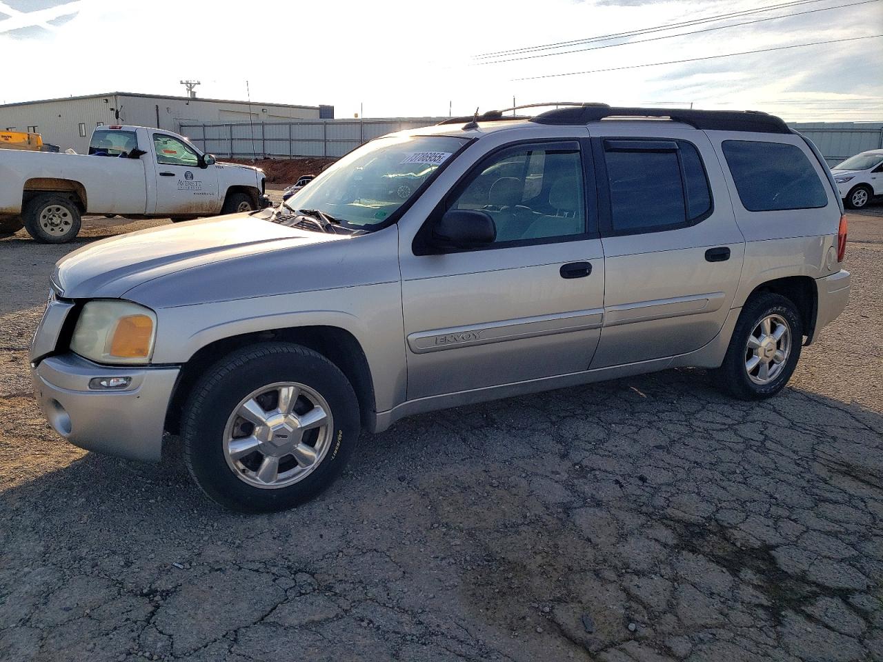 GMC ENVOY XL 2005