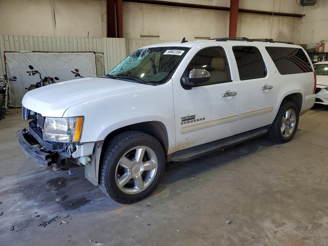 CHEVROLET SUBURBAN 2011
