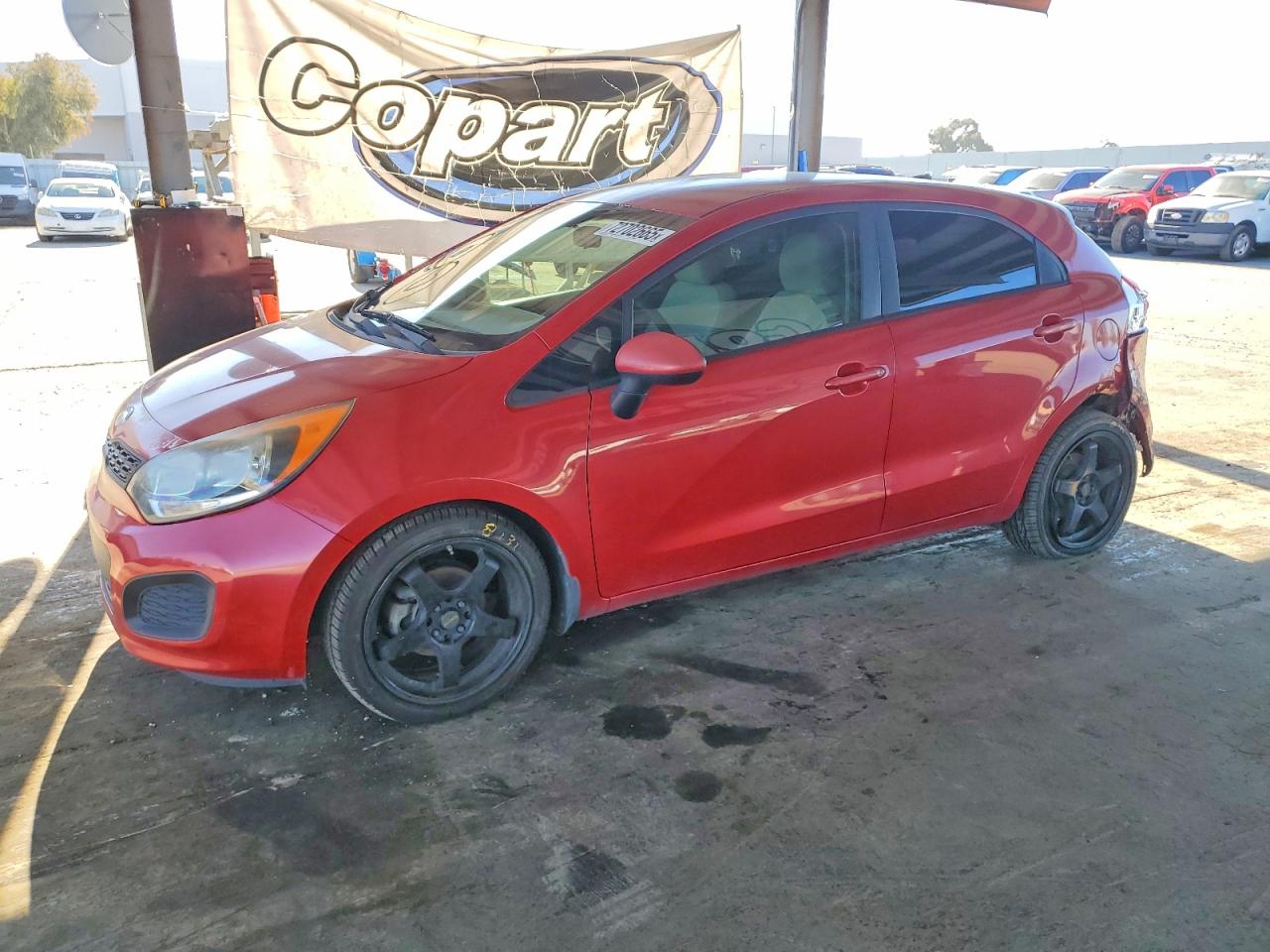 KIA RIO 5-DOOR 2013