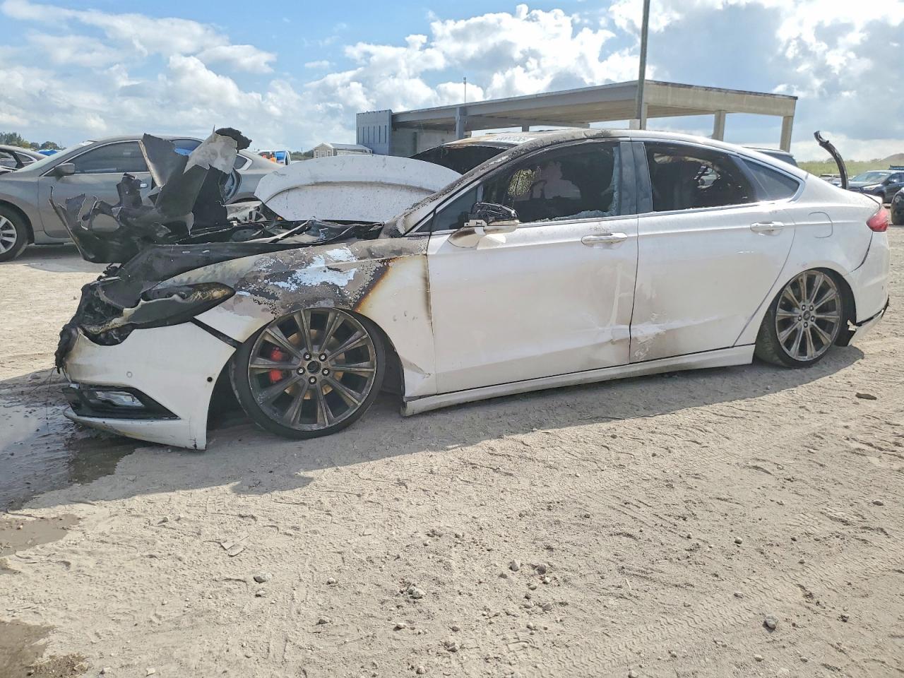 FORD FUSION 2017