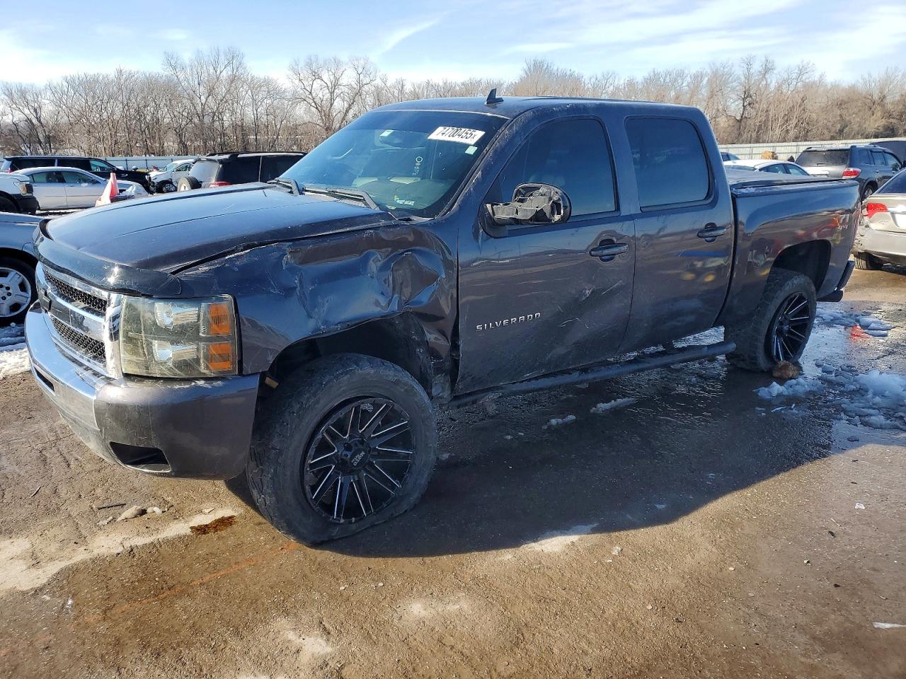 CHEVROLET SILVERADO 2011