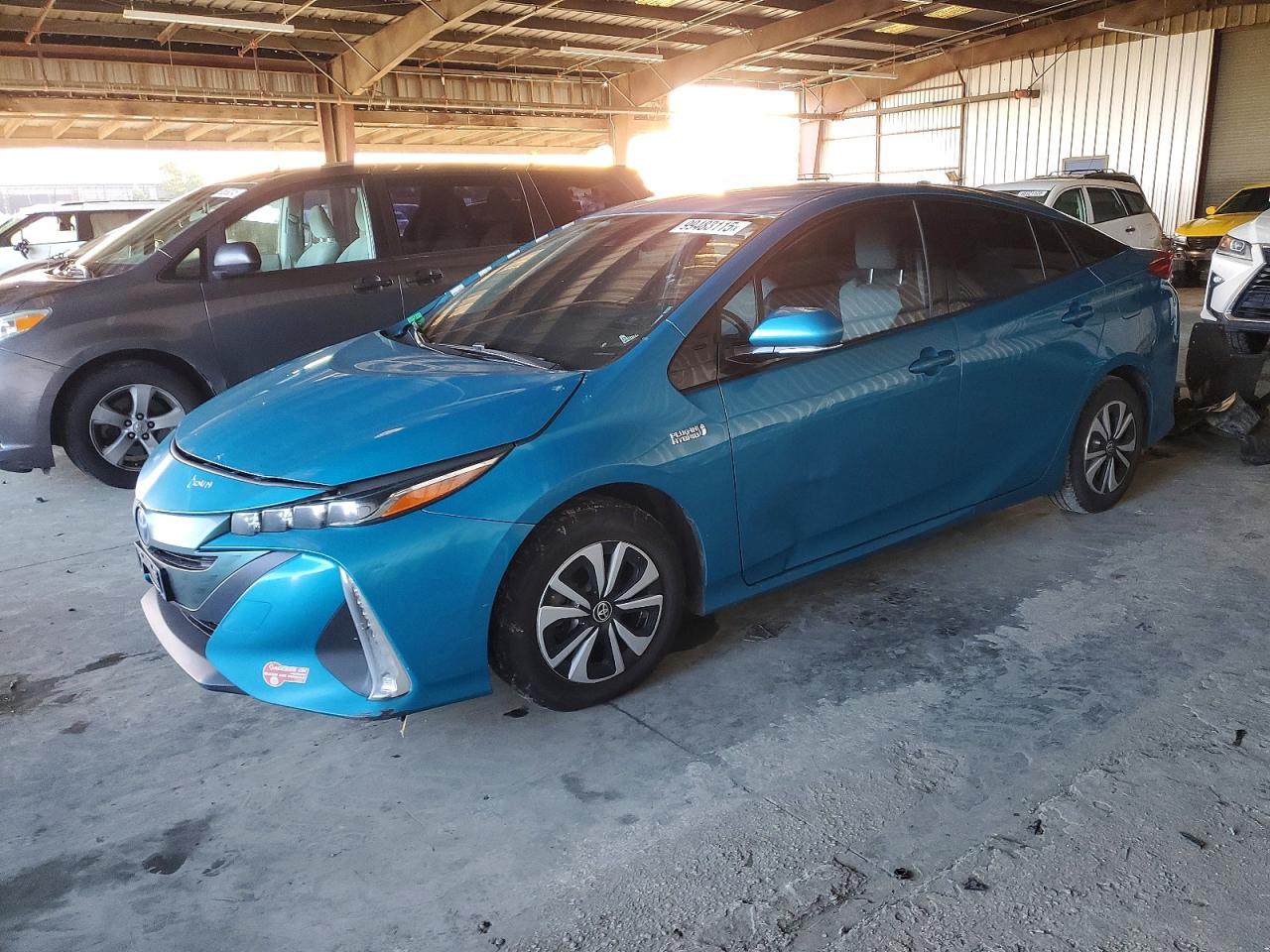 TOYOTA PRIUS PRIME 2017