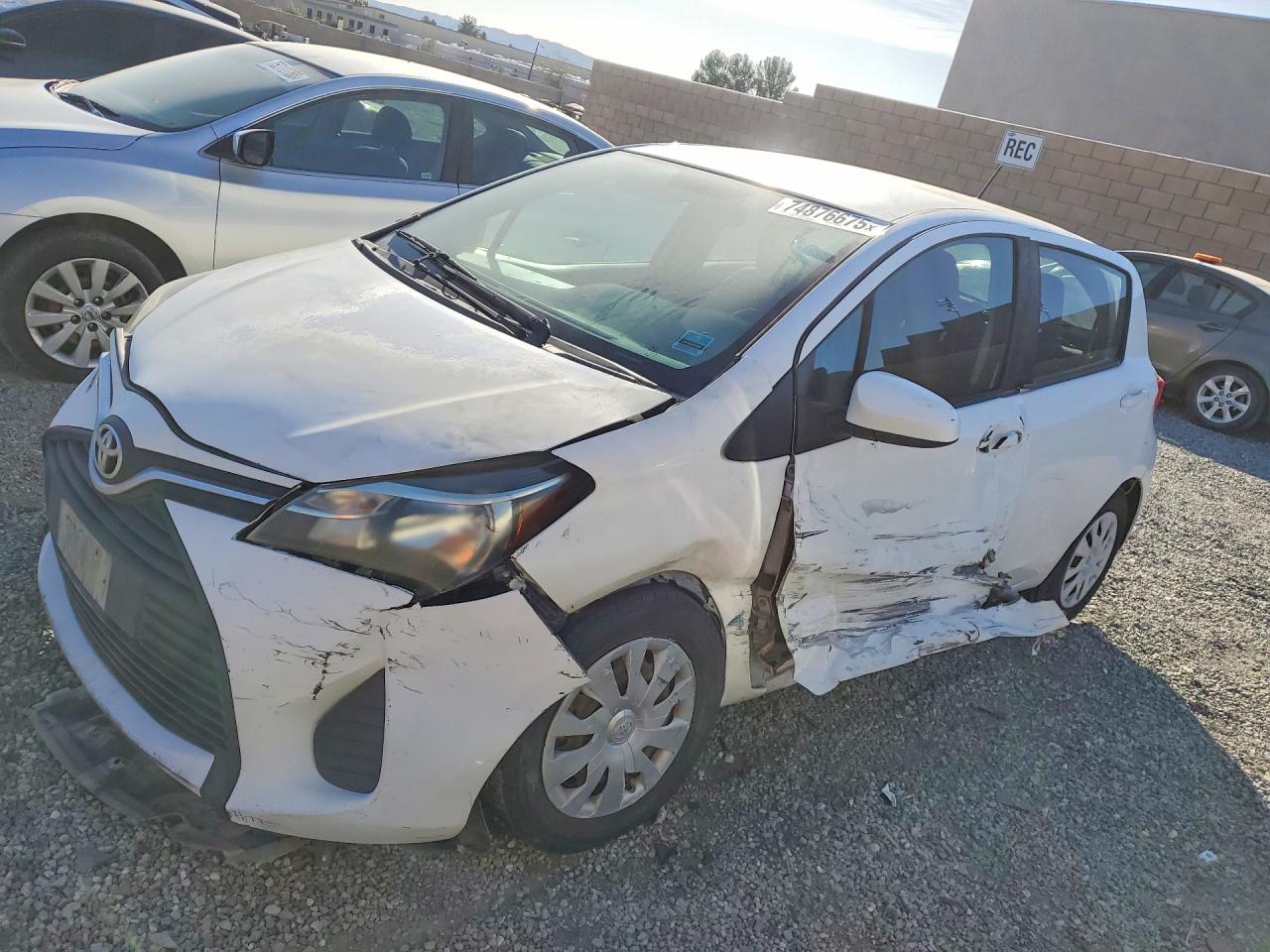 TOYOTA YARIS 2015