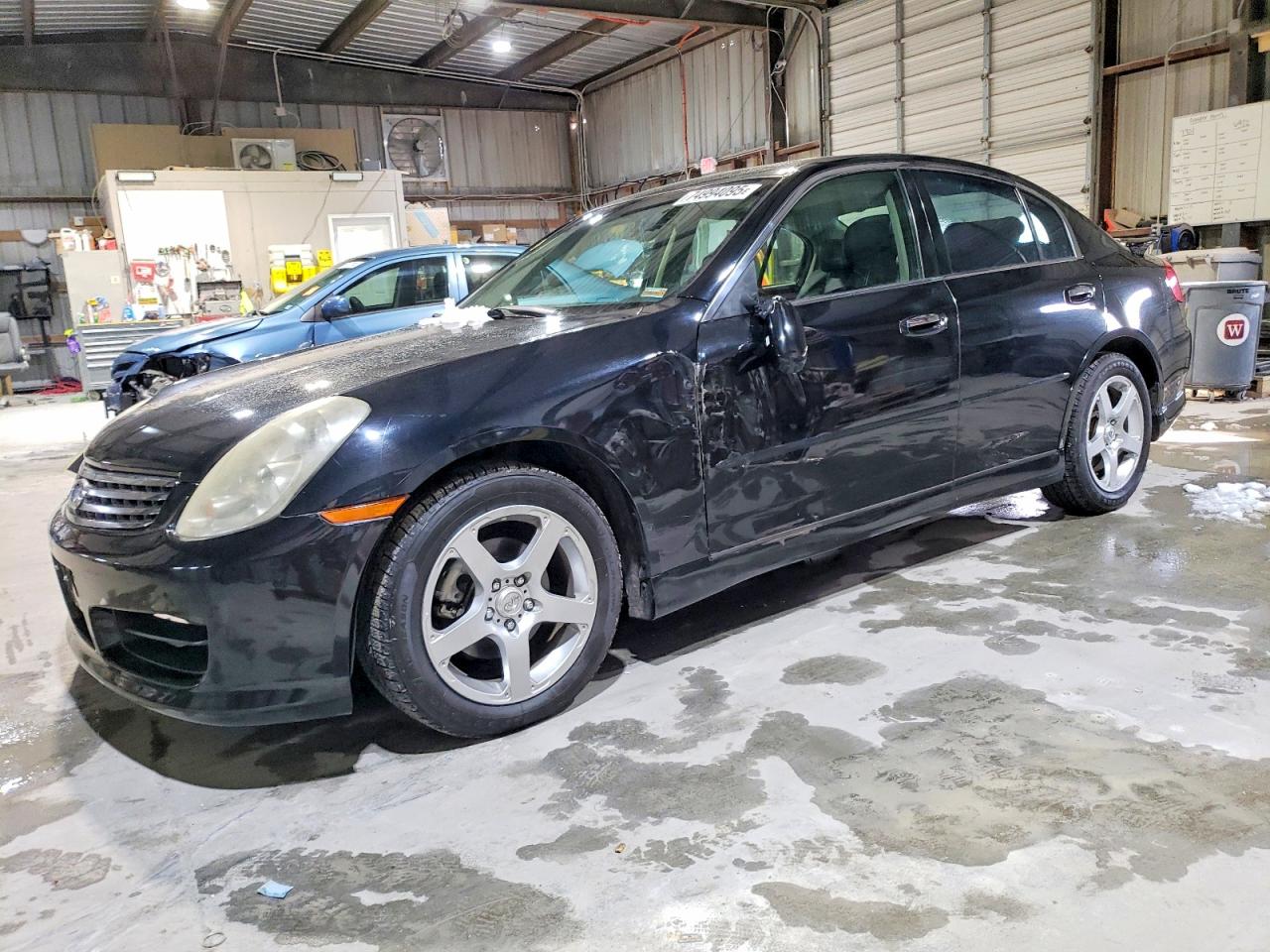INFINITI G35 2003