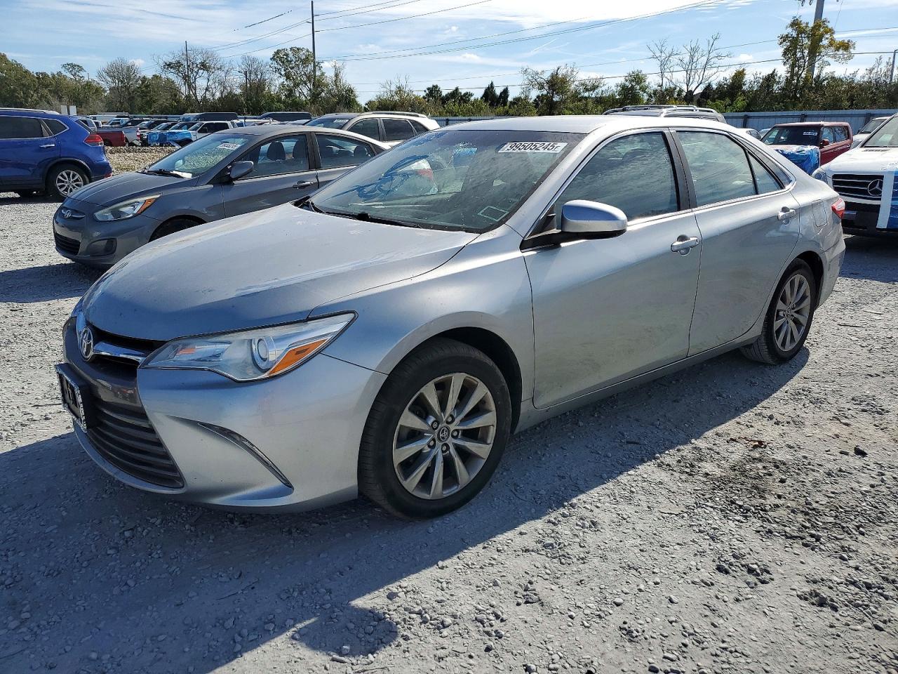 TOYOTA CAMRY 2016