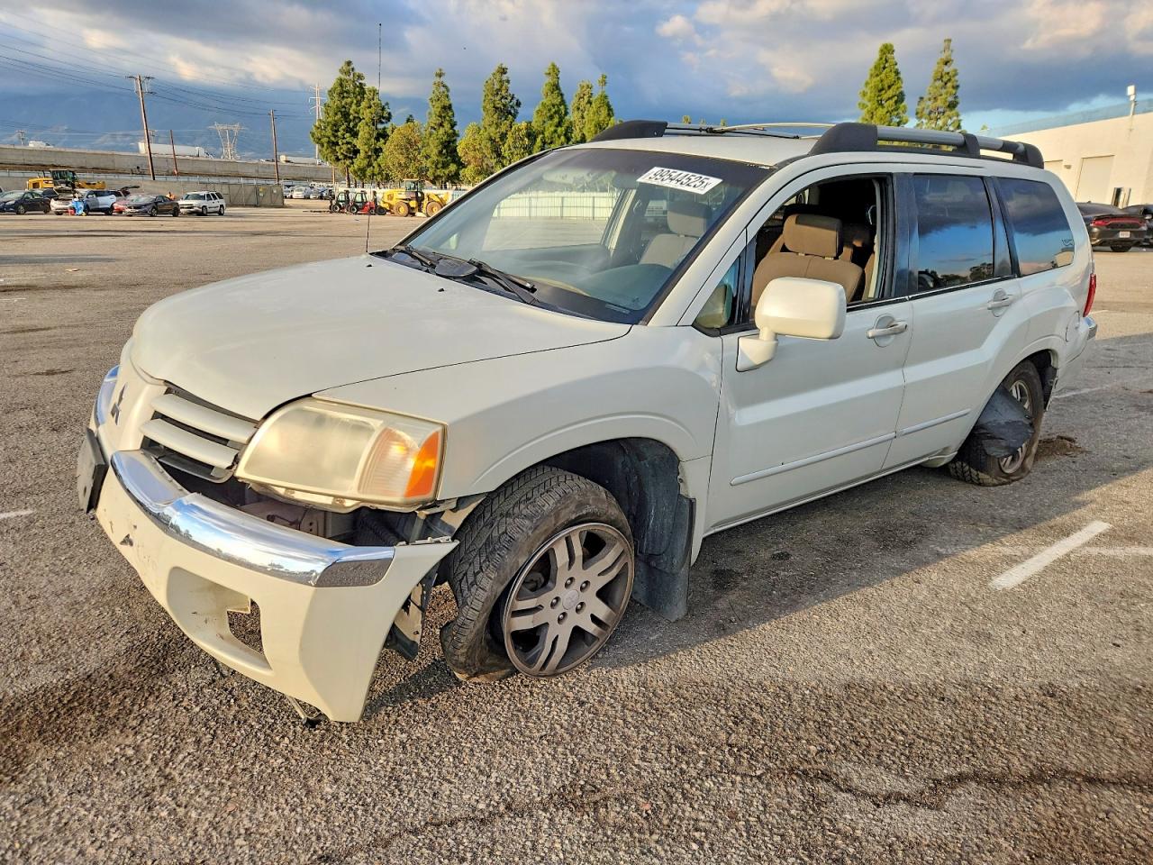 MITSUBISHI ENDEAVOR 2004