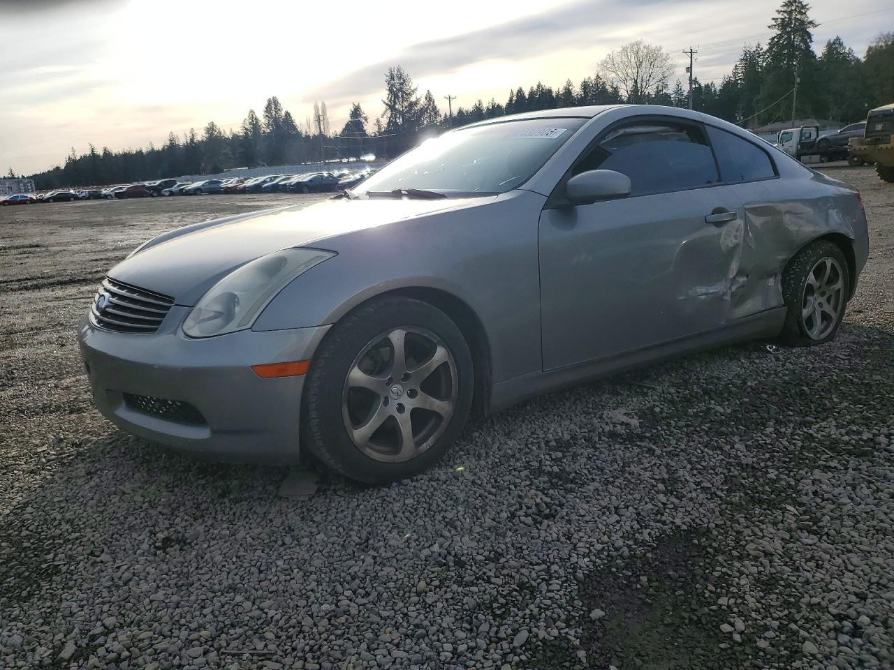 INFINITI G35 2004