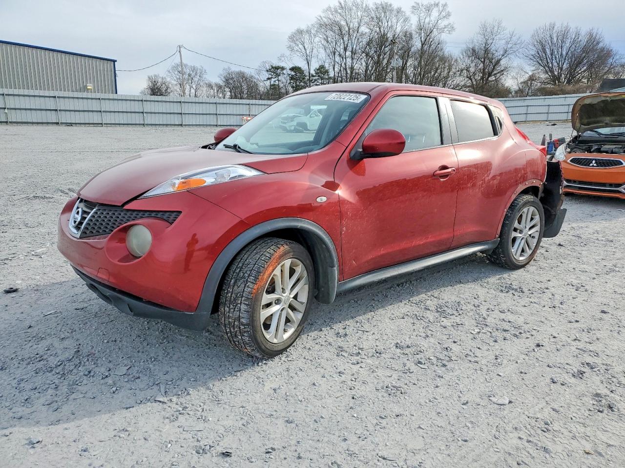 NISSAN JUKE 2011
