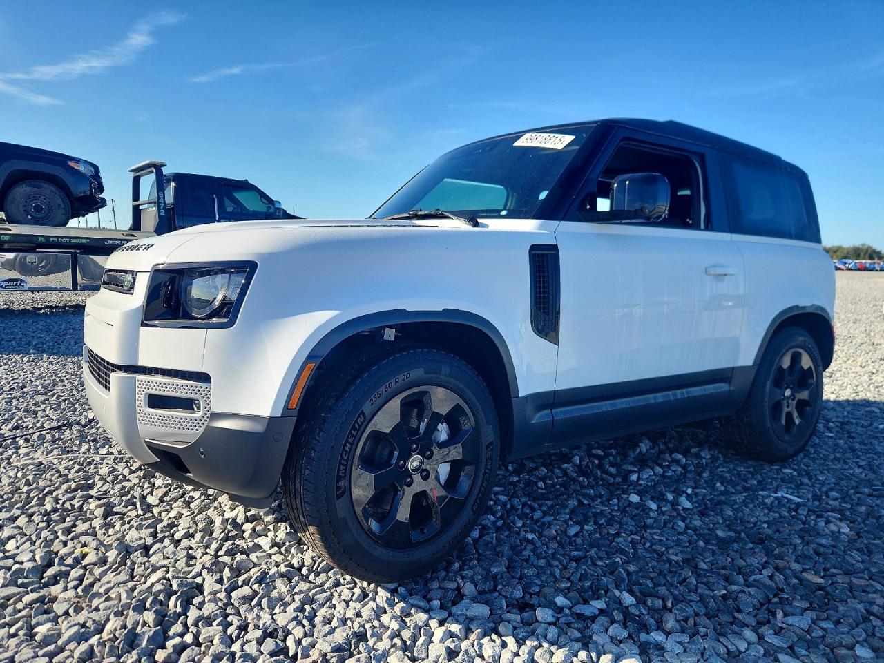 LAND ROVER DEFENDER 9 2025