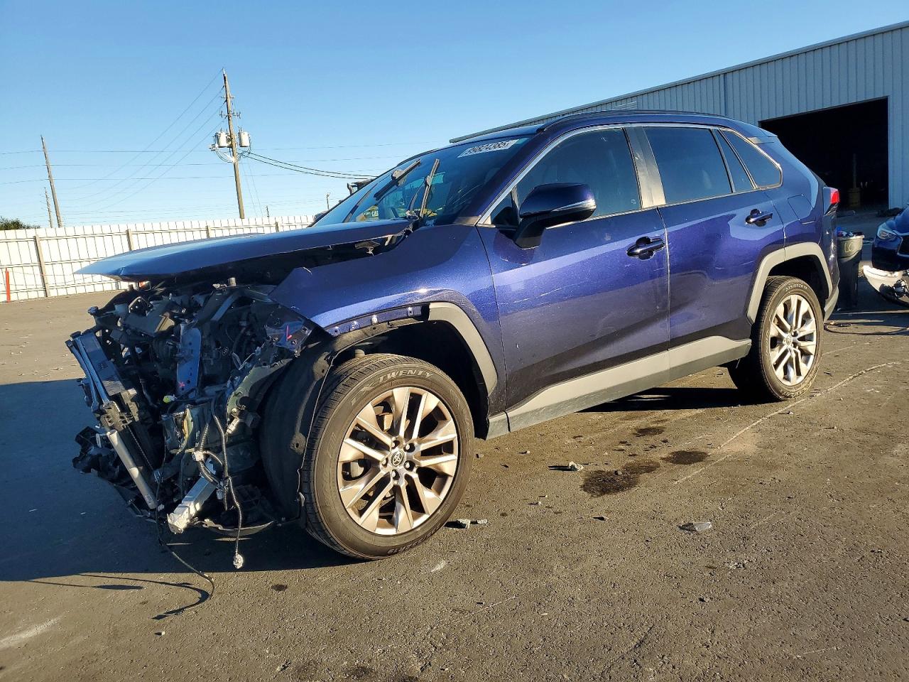 TOYOTA RAV4 2021