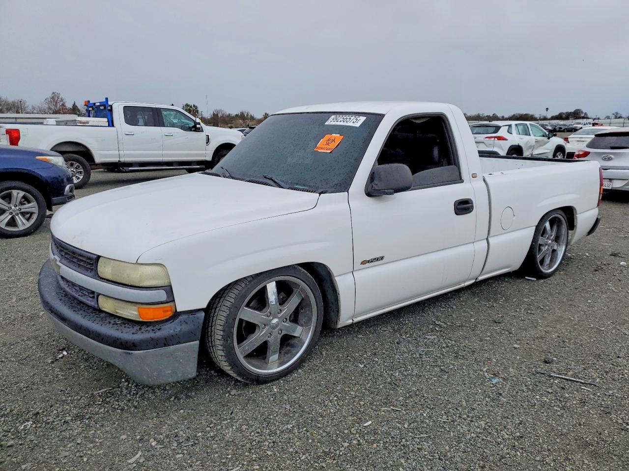 CHEVROLET SILVERADO 2001