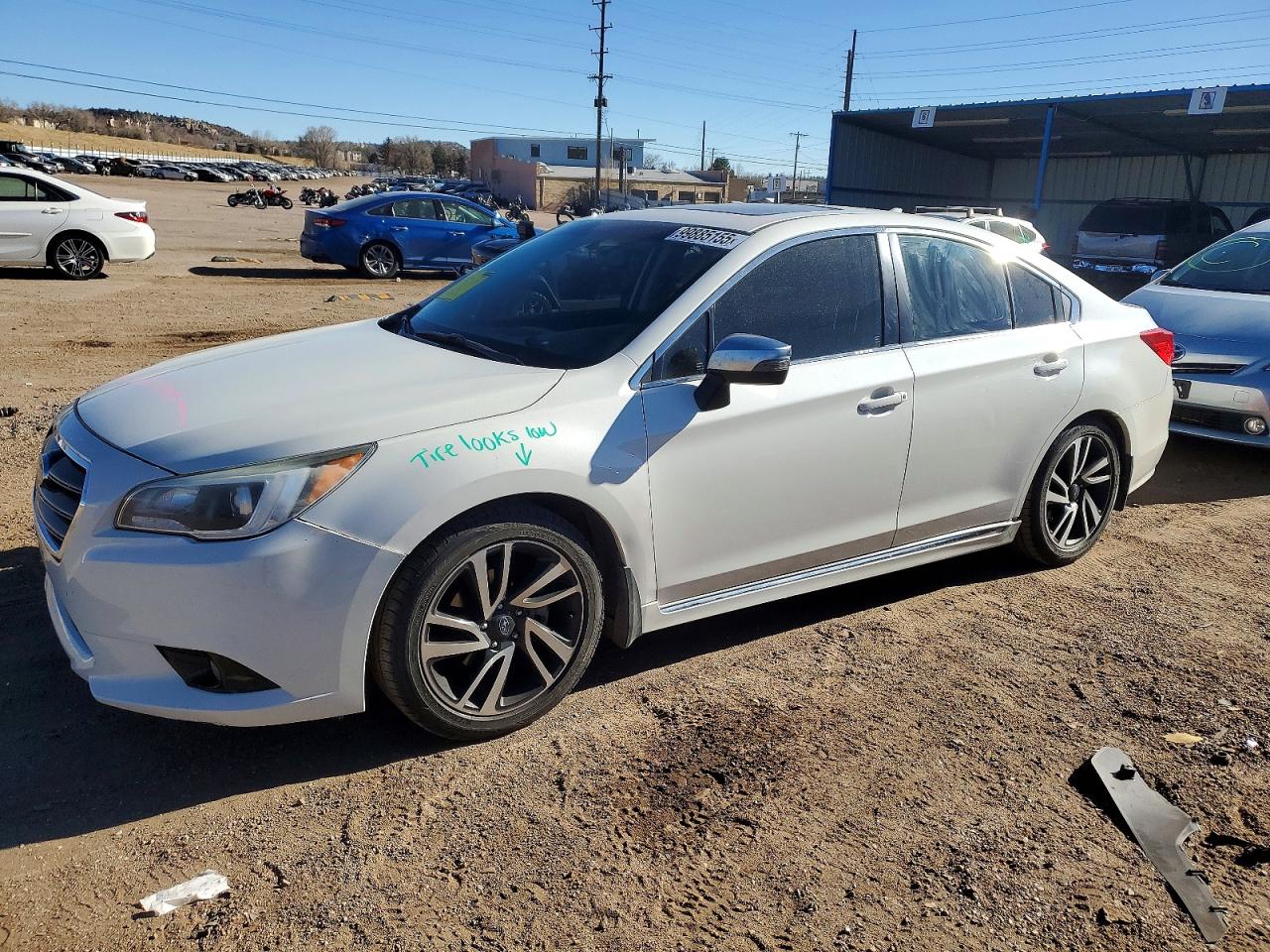 SUBARU LEGACY 2017