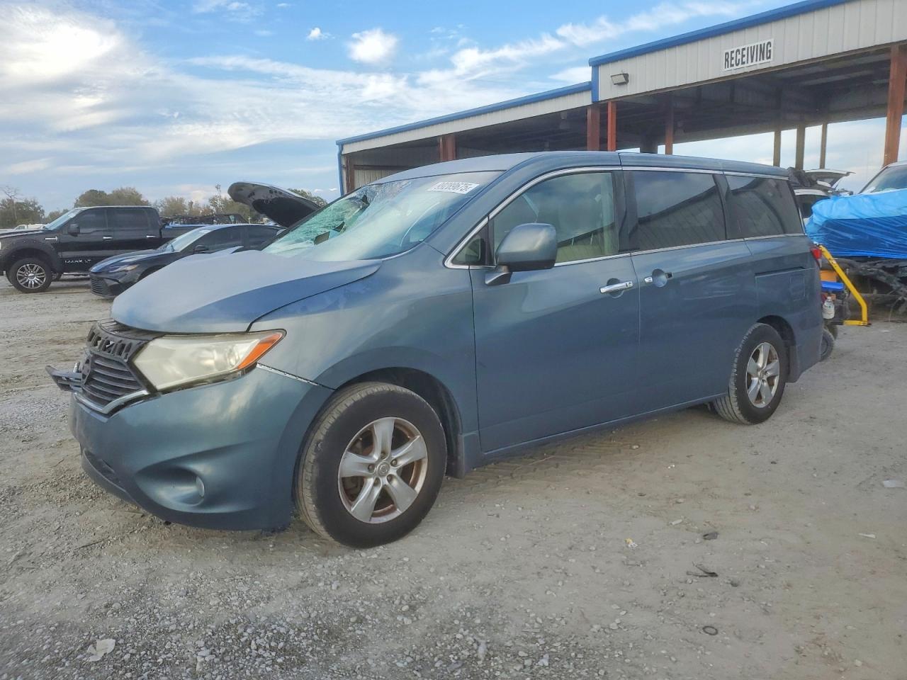 NISSAN QUEST S 2011
