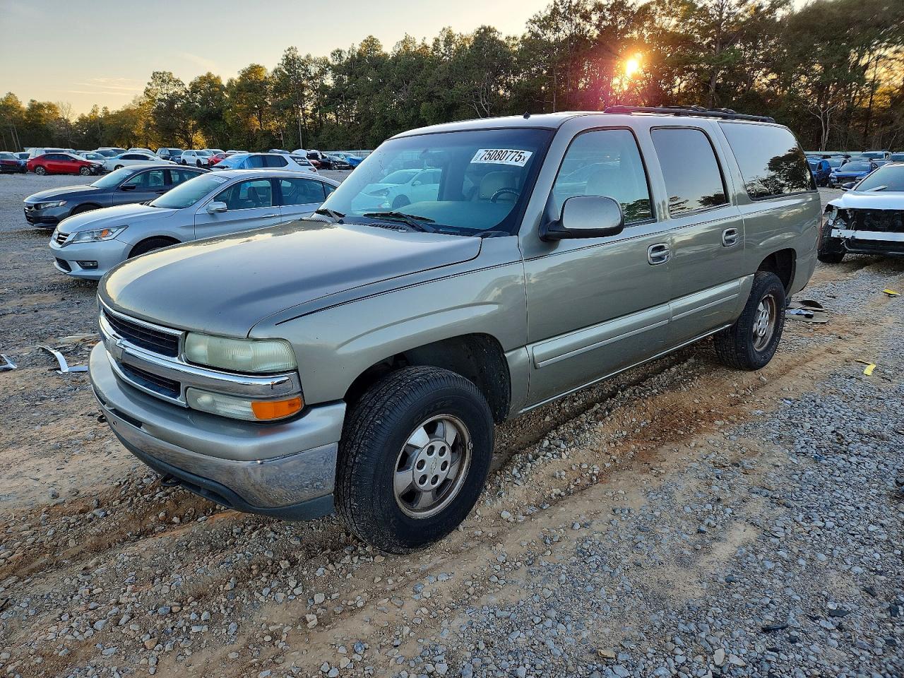 CHEVROLET SUBURBAN 2002