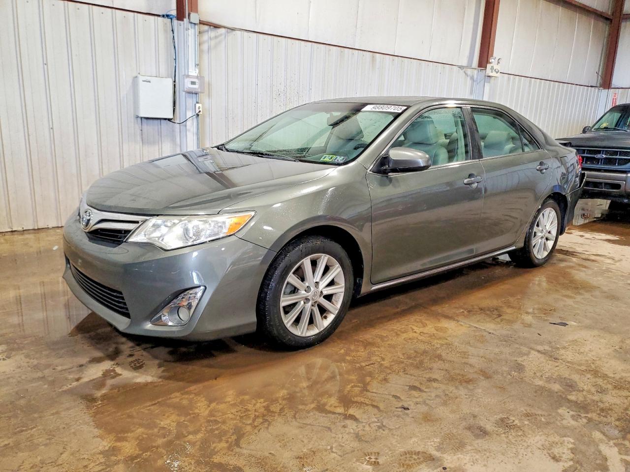 TOYOTA CAMRY 2013