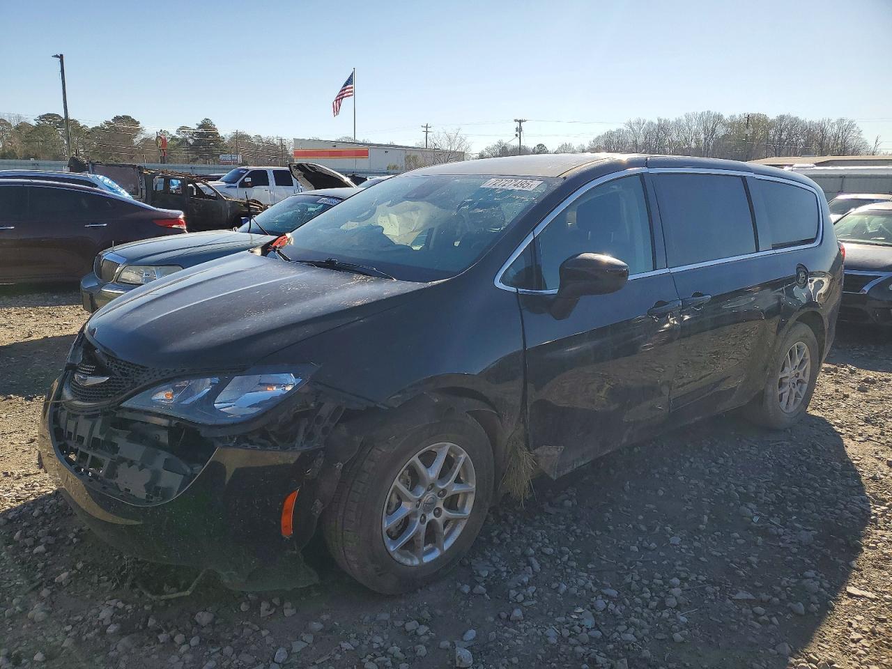 CHRYSLER VOYAGER LX 2023