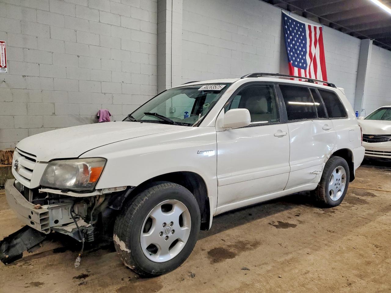 TOYOTA HIGHLANDER 2005