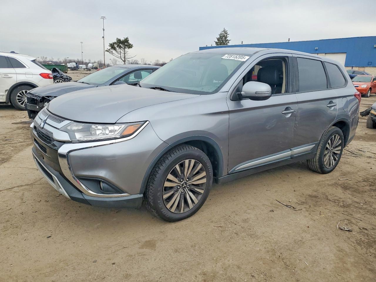 MITSUBISHI OUTLANDER 2019