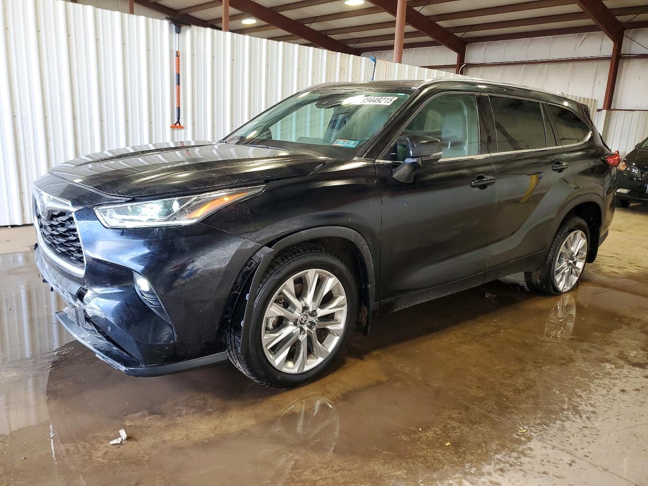 TOYOTA HIGHLANDER 2020
