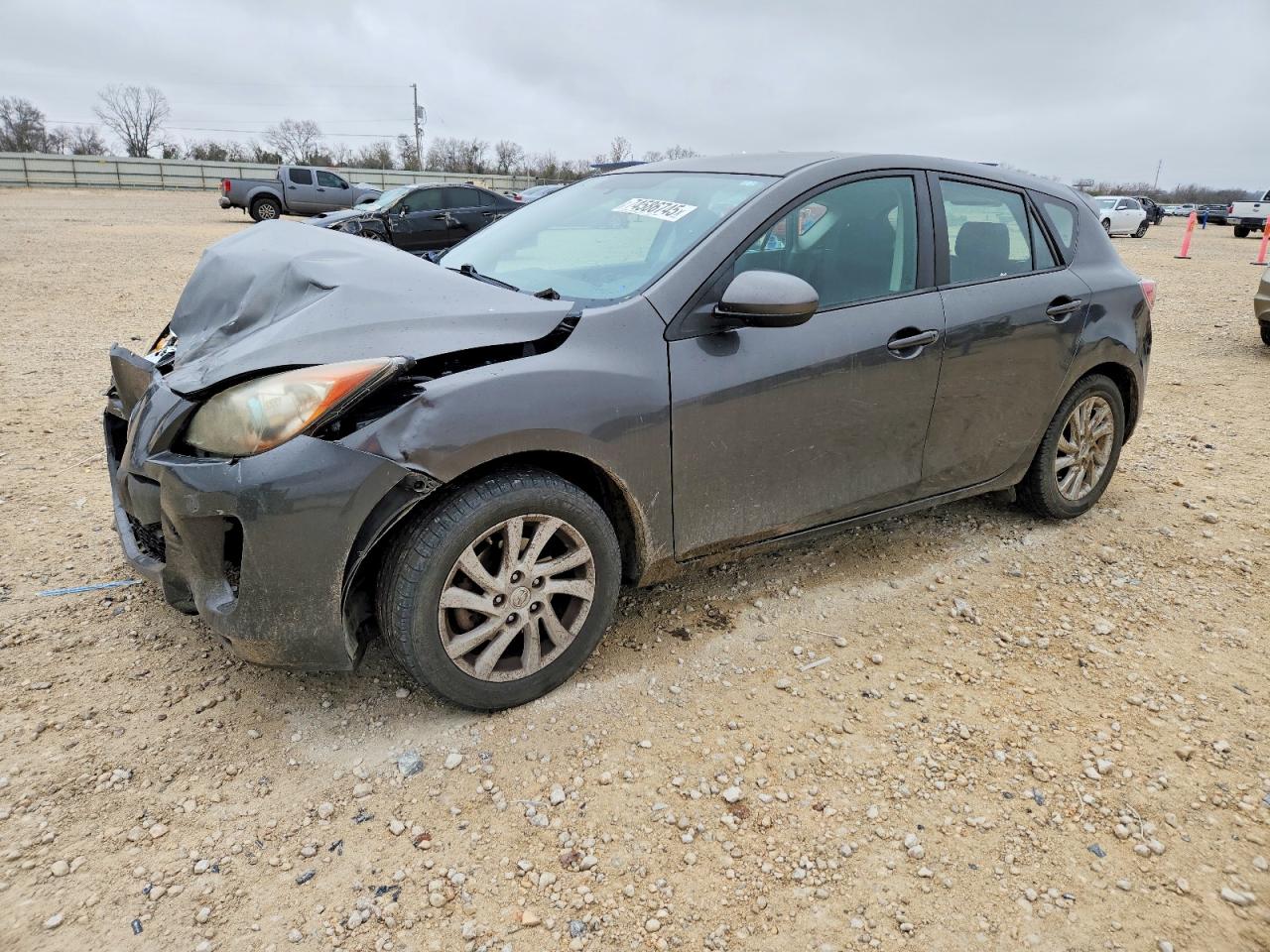 MAZDA 3 2012