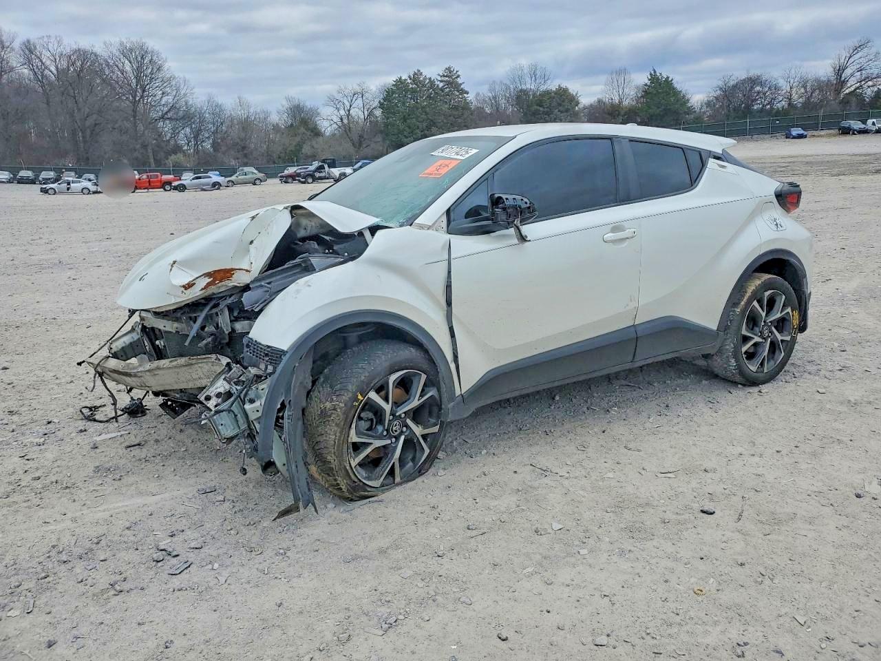 TOYOTA C-HR XLE 2018