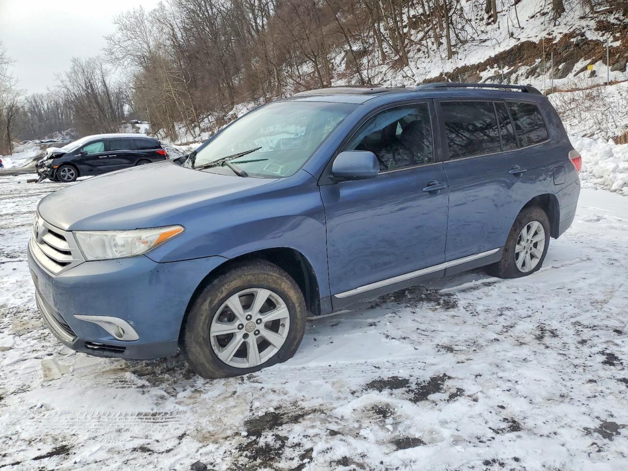 TOYOTA HIGHLANDER 2012