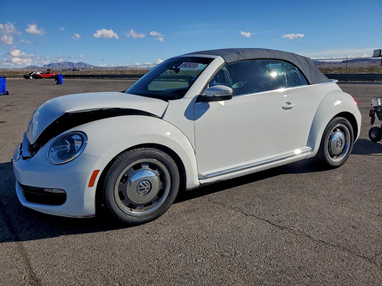 VOLKSWAGEN BEETLE S/S 2016