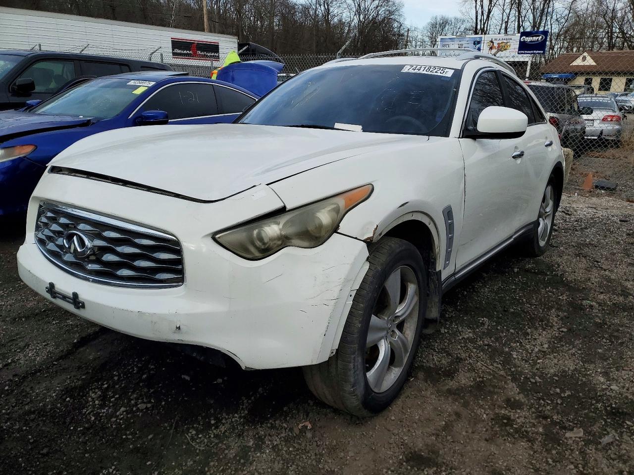 INFINITI FX35 2010