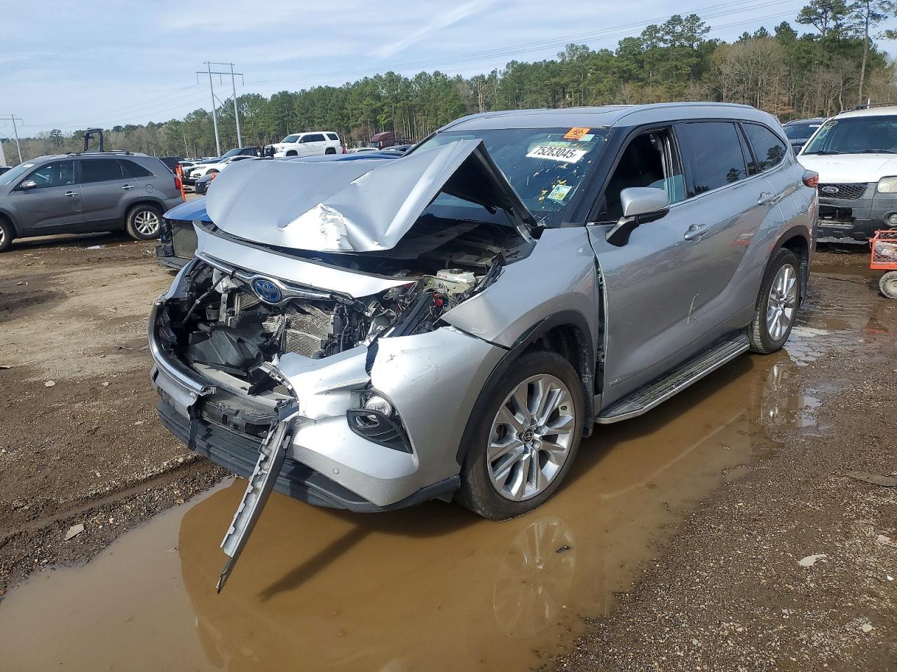 TOYOTA HIGHLANDER HYBRID 2022