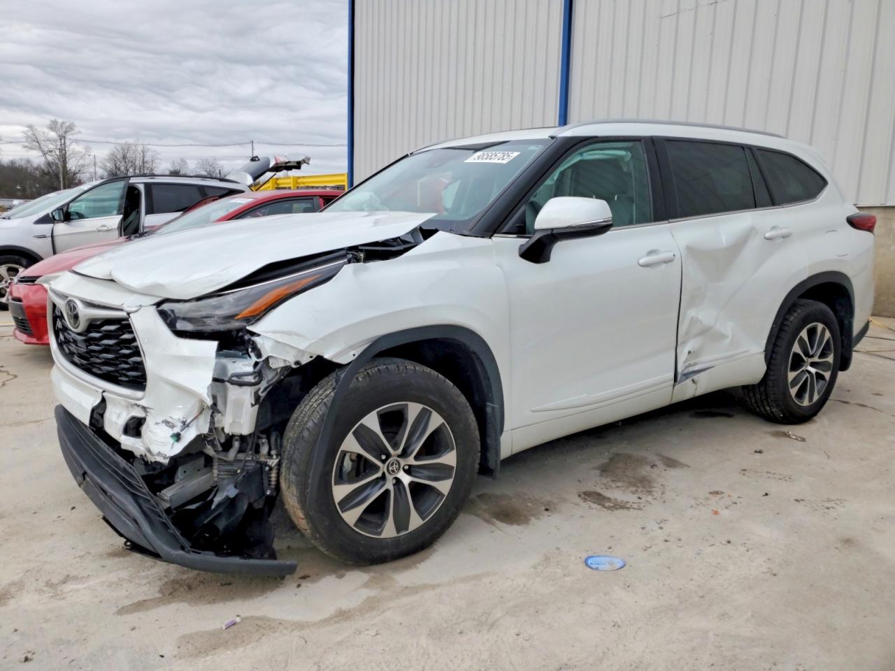 TOYOTA HIGHLANDER 2022