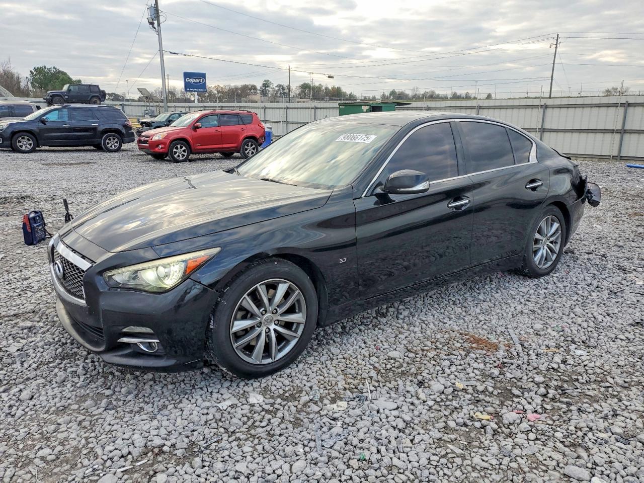 INFINITI Q50 2015
