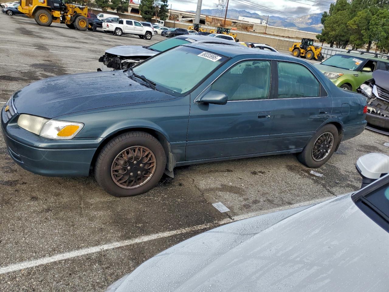 TOYOTA CAMRY CE 2000