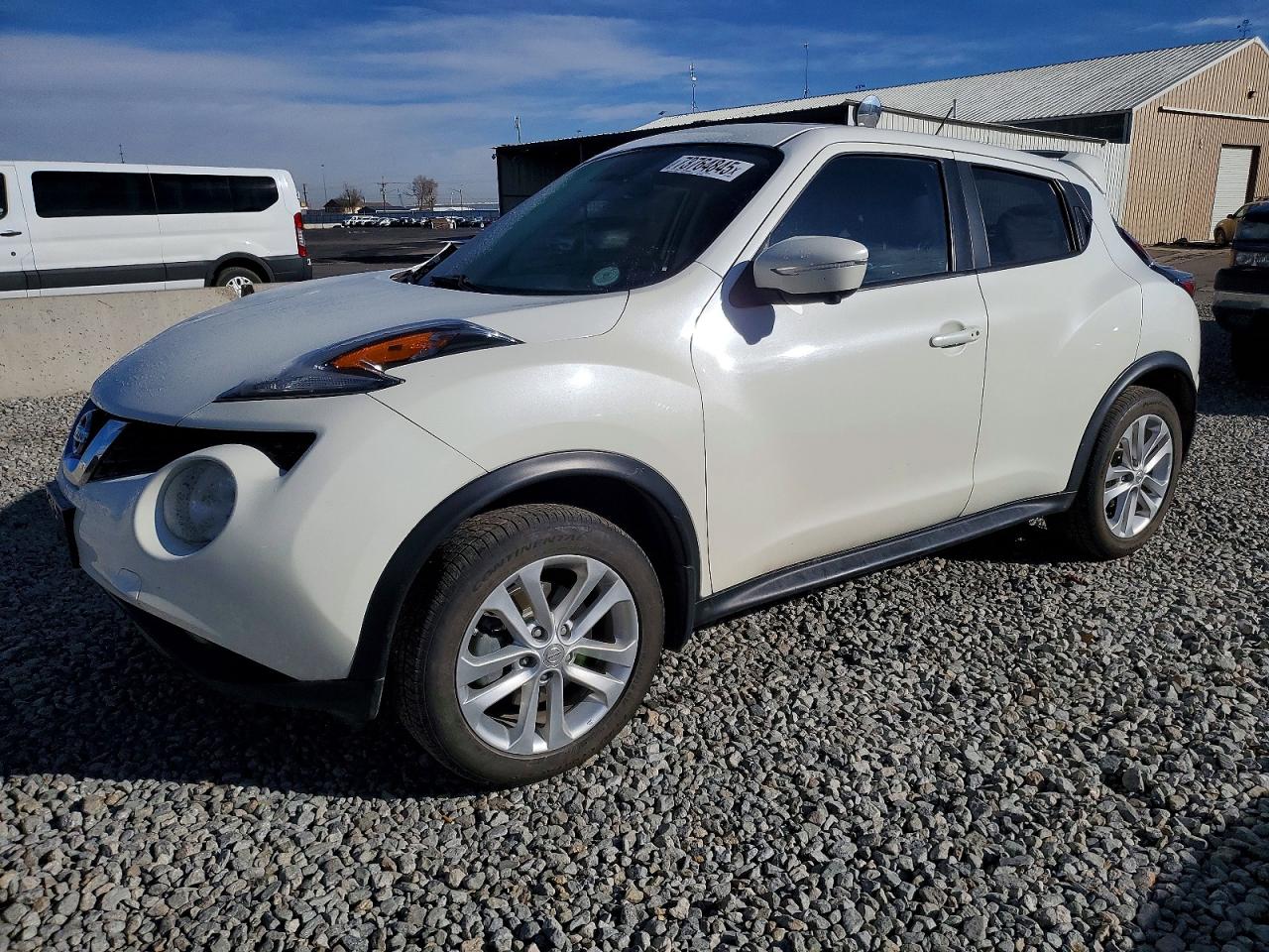 NISSAN JUKE 2015